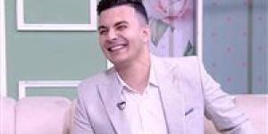 بالبلدي : «دعوني
      أناجي
      حبيبي»..
      محمد
      نشأت
      يتعاون
      مع
      رئيس
      دار
      الأوبرا
      في
      عمل
      إنشادي
      جديد