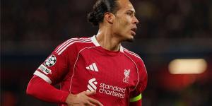 بالبلدي : ليفربول
يحسم
قراره
بشأن
رحيل
فان
دايك
هذا
الصيف
