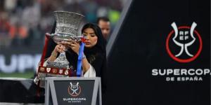 بالبلدي : ماركا:
      مصر
      بين
      المرشحين
      لاستضافة
      كأس
      السوبر
      الإسباني