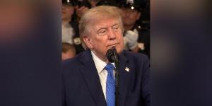 بالبلدي: ترامب: سأعلن مضيق هرمز أراضٍ أمريكية بعد هزيمة إيران