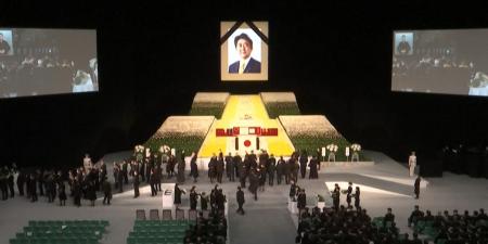 belbalady عرض كامل لأمة مقسمة.. ما هو المشهد في الجنازة الرسمية لرئيس الوزراء الياباني الراحل شينزو آبي؟