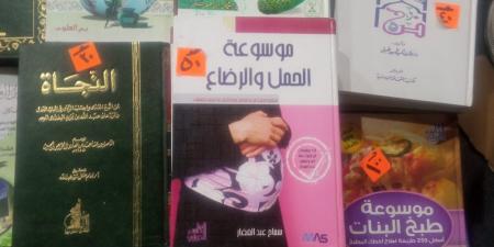 بالبلدي: من 5 جنيه وأنت طالع.. كيف تغيرت أسعار الكتب في سور الأزبكية؟ (تقرير مصور)