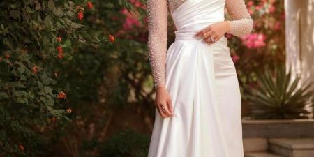 بالبلدي: هيدي كرم تفاجئ متابعيها بفستان زفاف ومكياج ساحر| صور