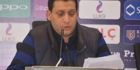 محمد أبو الوفا ينفي التقدم باستقالته من اتحاد الكرة