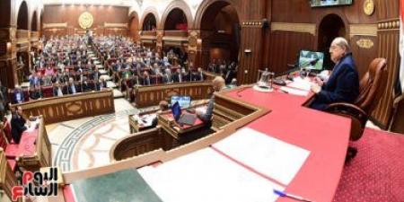 بالبلدي: نواب الشيوخ ينعون شريف إسماعيل خلال الجلسة العامة