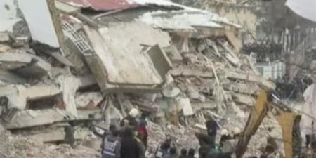 بالبلدي: ارتفاع ضحايا الزلزال فى تركيا إلى 76 قتيلا وفى سوريا إلى 111 belbalady.net