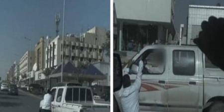 بالبلدي: فيديو أثار ضجة.. شرطة الرياض تعلن ضبط مواطن أغلق باب سيارته على آخر بالبلدي | BeLBaLaDy