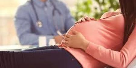 بالبلدي : هل المضاعفات الصحية خلال الحمل تشكل خطرا على الأم والجنين؟