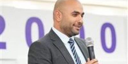 بالبلدي : إقامة عزاء محمد عزب رئيس قطاع الإعلام بالمصرية للاتصالات بمسجد المشير الأحد المقبل