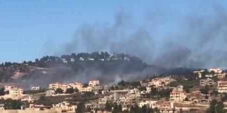 بالبلدي: قصف إسرائيلي بالقنابل المضيئة على بلدات في جنوب لبنان و«حزب الله» يستهدف قوة بمحيط موقع الراهب
