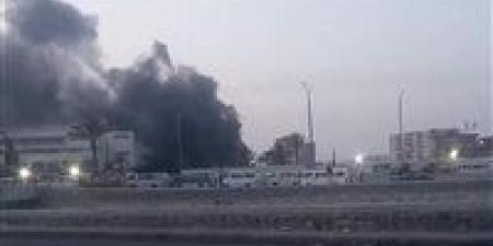 بالبلدي : سحابة سوداء ومواد قابلة للاشتعال.. الدفع بـ5 سيارات إطفاء للسيطرة على حريق في شركة أدوية بالإسكندرية