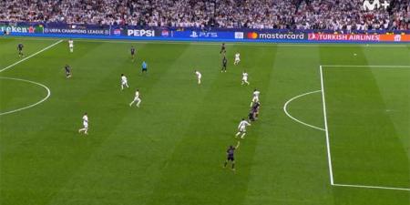 بالبلدي : خبيران تحكيميان يعلقان على هدف دي ليخت المثير للجدل أمام ريال مدريد