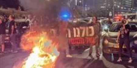 بالبلدي : احتجاجات في تل أبيب تطالب بإقالة نتنياهو.. والشرطة الإسرائيلية تستخدم خراطيم المياه لتفرقة المتظاهرين