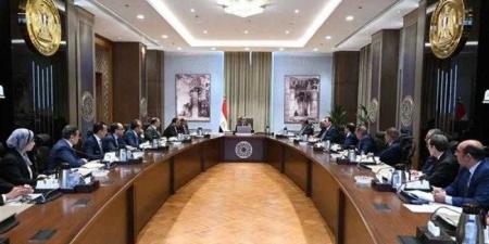 بالبلدي : رئيس الوزراء يبحث مع مُستثمرين سياحيين صياغة رؤية وطنية لدفع حركة السياحة الوافدة إلى مصر
