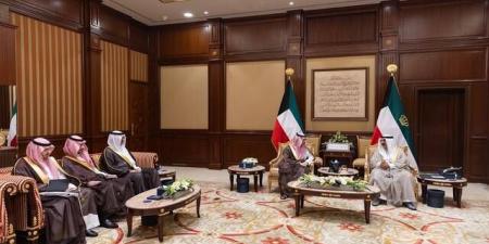 وزير الخارجية السعودي يبحث مع أمير الكويت وولي العهد العلاقات والتعاون الثنائي بالبلدي | BeLBaLaDy