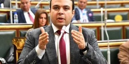 عبد المنعم إمام: سعر الصرف ارتفع 200% منذ تولي مدبولي الحكومة