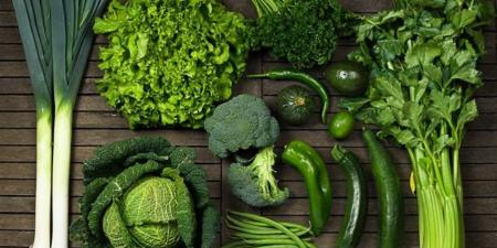 بالبلدي : من الخضراوات الورقية إلى الحبوب الكاملة.. أطعمة تساعد في تعزيز الخصوبة