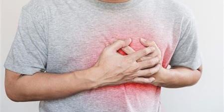 بالبلدي : أعراض ارتفاع إنزيمات القلب.. ضغط في الصدر وضيق بالتنفس أبرزها