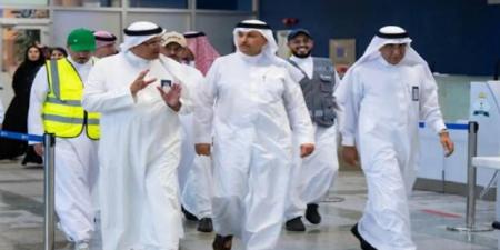 وزير النقل يتفقد العمليات التشغيلية بمطار الملك عبدالعزيز بجدة بالبلدي | BeLBaLaDy