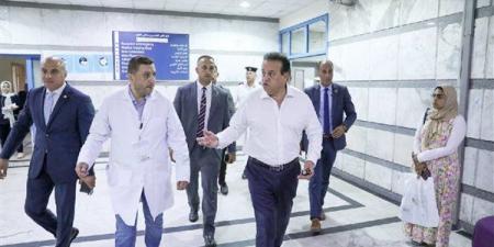 بالبلدي: تفاصيل زيارة وزير الصحة المفاجئة لمستشفيات الإسكندرية وتحويل مسئولين للتحقيق (فيديو)