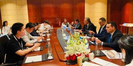بالبلدي : وزير
      الاستثمار
      والتجارة
      الخارجية
      يشارك
      بفعاليات
      المائدة
      المستديرة
      لقطاعي
      معالجة
      المياه
      والطاقة
      المستدامة