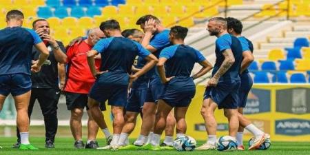 بالبلدي: النصرالسعودي
      يُعلن
      عن
      أولى
      صفقاته
      الصيفية
      بضم
      عبد
      الملك
      الجابر
      4
      مواسم