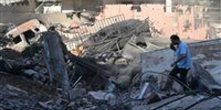 بالبلدي: الصحة
      اللبنانية:
      شهيدة
      و11
      مصابا
      في
      غارة
      إسرائيلية
      على
      جنوبي
      البلاد