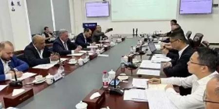 وزير
      الكهرباء:
      التوليد
      المائي
      ومحطات
      تخزين
      الطاقة
      ضرورة
      لضمان
      أمن
      واستقرار
      الشبكة