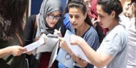 بالبلدي : ثانوية
      عامة
      2025..
      أولياء
      أمور
      مصر
      يرصد
      مستوى
      امتحان
      الإنجليزي