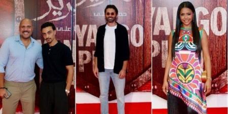 بالبلدي : بحضور
      عدد
      من
      النجوم..
      كريم
      محمود
      عبد
      العزيز
      يحتفل
      بالعرض
      الخاص
      لـ«مملكة
      الحرير»
