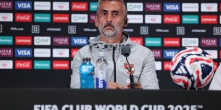 بالبلدي : خالد
      جلال:
      من
      الصعب
      الحكم
      على
      ريبييرو..
      والأهلي
      افتقد
      إمام
      عاشور