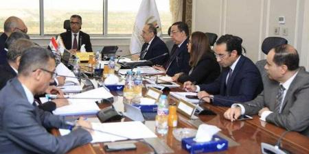بالبلدي : وزير
      التموين
      يتابع
      انتظام
      منظومة
      الطحن
      وتطوير
      شركات
      المطاحن
      لدعم
      الأمن
      الغذائي