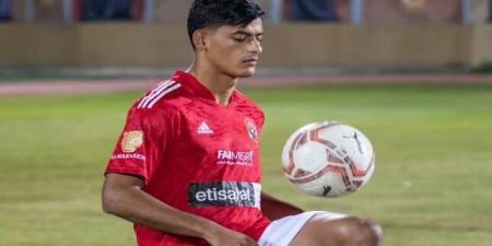 بالبلدي: كريستو
      يحدد
      فريقه
      الجديد..
      ورأي
      ريفيرو
      في
      صفقة
      ضم
      محمد
      شريف