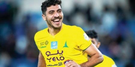بالبلدي : محمد
      شريف
      يعلن
      خوض
      تجربة
      احتراف
      جديدة..
      تعرف
      عليها