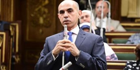 بالبلدي : أمين
      سر
      دفاع
      النواب:
      «ثورة
      30
      يونيو»
      نقطة
      تحول
      جوهرية
      غيرت
      مسار
      الدولة
      نحو
      الأفضل