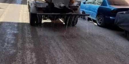 محافظ
      أسيوط:
      حملات
      نظافة
      ورفع
      المخلفات
      بشوارع
      حي
      شرق
