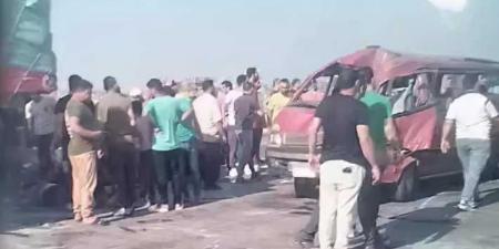 إصابة
      9
      أشخاص
      إثر
      تصادم
      تريلا
      وميكروباص
      على
      الطريق
      الإقليمي
      بالشرقية