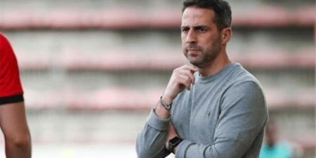 بالبلدي : عاجل..
      «يانيك
      فيريرا»
      يصل
      القاهرة
      لتوقيع
      عقود
      تدريب
      الزمالك