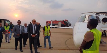 بالبلدي: وزير
      الطيران
      المدني
      يتابع
      إجراءات
      هبوط
      اضطراري
      لطائرة
      خاصة
      أجنبية
      بمطار
      القاهرة
      الدولي