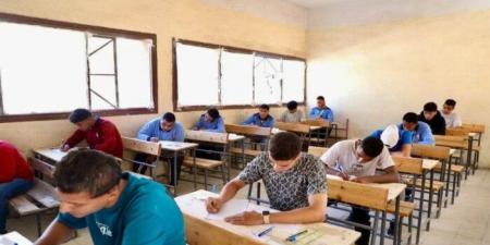 بالبلدي: انطلاق
      امتحاني
      الجغرافيا
      والكيمياء
      للثانوية
      العامة
      2025