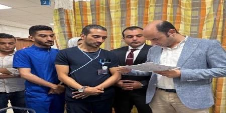 بالبلدي : مدير
      الرعاية
      الصحية
      ببورسعـيد
      يتفقد
      مستشفى
      النصر