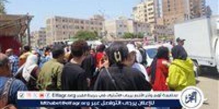 بالبلدي: انتظام
      64
      ألف
      320
      طالب
      وطالبة
      لبدء
      امتتحان
      الكيمياء
      للشعبة
      العلمية
      والجغرافيا
      الشعبة
      الأدبية
      في
      الدقهلية