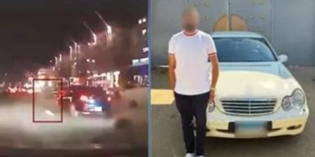 بالبلدي: القبض
      على
      قائد
      سيارة
      دهس
      فتاة
      أثناء
      عبورها
      الطريق
      بأكتوبر
      (فيديو)
      –
      القاهرة
      تايمز