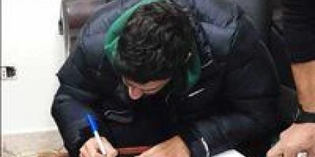 بالبلدي: الزمالك
      يحسم
      مصير
      عبد
      الله
      السعيد..تعرف
      على
      التفاصيل