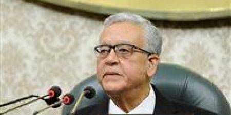 بالبلدي : رئيس
      النواب
      عن
      سبب
      جدل
      قانون
      التعليم:
      "عيب
      صياغة
      بعض
      المواد"