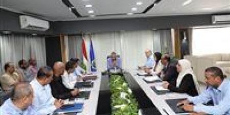 بالبلدي: محافظ
      أسوان
      يوجّه
      بتشكيل
      لجنة
      عاجلة
      لمواجهة
      انتشار
      الكلاب
      الضالة