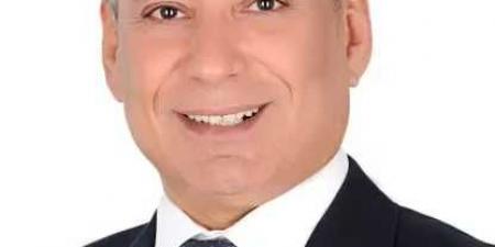 عصام
      فرحات
      يفتتح
      المكتبة
      المركزية
      والمكتبة
      الرقمية
      وقاعات
      الاستذكار
      بجامعة
      المنيا
      الأهلية