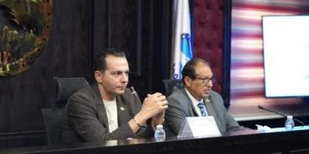 بالبلدي: بحضور
      الأمين
      العام..”مستقبل
      وطن”
      يعقد
      اجتماعا
      تنظيميا
      مع
      أمناء
      الحزب
      والتنظيم
      بالمحافظات
      لوضع
      اللمسات
      النهائية
      استعدادا
      لانتخابات
      الشيوخ
      –
      القاهرة
      تايمز