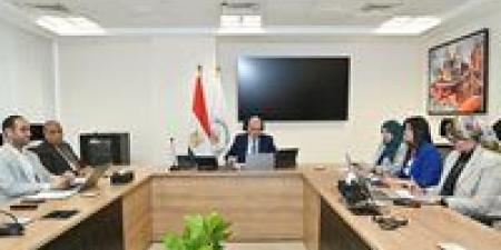 بالبلدي: وزير
      الري:
      مصر
      تسلمت
      رئاسة
      مرفق
      المياه
      الأفريقي
      لمدة
      عامين