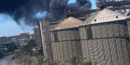 بالبلدي: مصدر
      بالصحة:
      إصابة
      4
      مواطنين
      والدفع
      ب
      5
      سيارات
      إسعاف
      في
      حريق
      مصنع
      فايبر
      –
      القاهرة
      تايمز